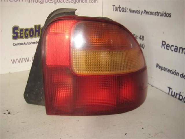 Lampa zespolona tylna lewa XFB101010 ROVER