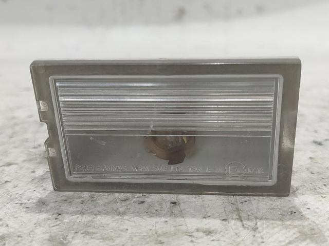 Lampa oświetlenia tylnej tablicy rejestracyjnej Land Rover Discovery 4 L319