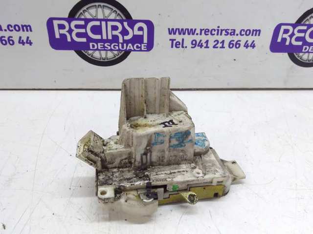 Zamek drzwi przednich lewych XS41A21813DE FORD