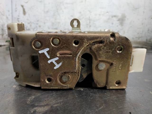 Zamek drzwi tylnych lewych XS41A26413CG FORD