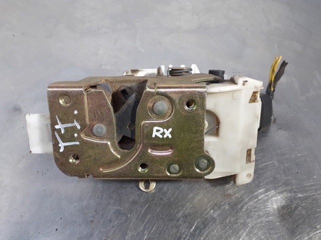 Zamek drzwi tylnych lewych XS41A26413CG FORD