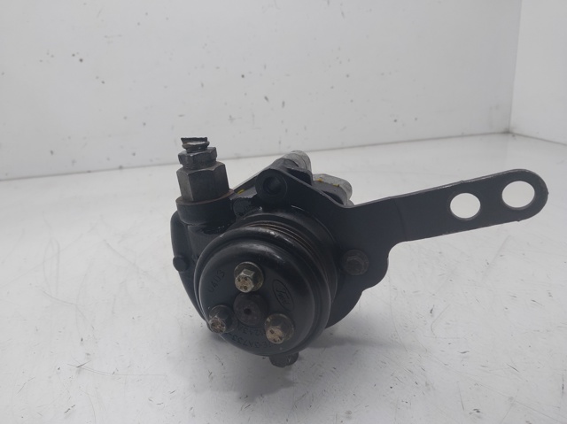 Pompa wspomagania hydraulicznego kierownicy XS713A674BE FORD