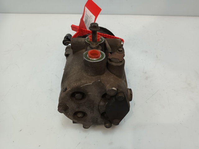 Sprężarka klimatyzacji XS7H19D629BE FORD