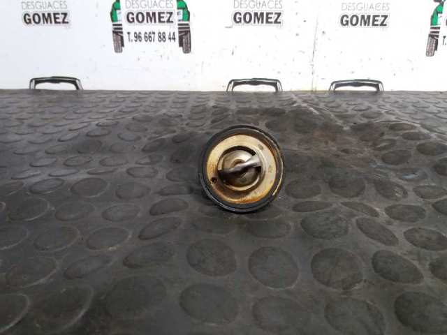 Termostat XS7Q8575AA FORD