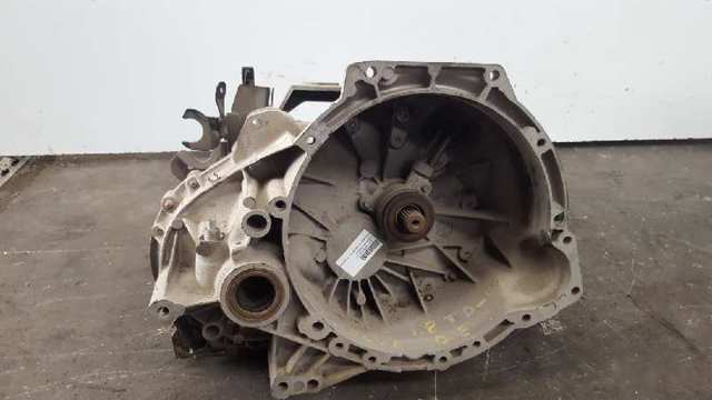 Mechaniczna skrzynia biegów w komplecie XS7R7002DA FORD