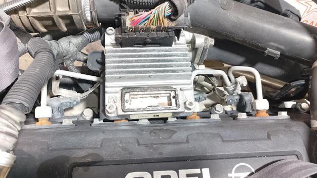 Silnik w komplecie Y17DT OPEL