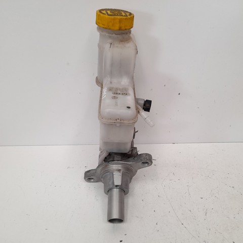 Główny cylinder hamulców Y24158 FIAT