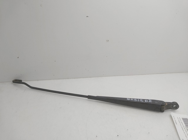 Ramię wycieraczki szyby przedniej YC1517526BA FORD