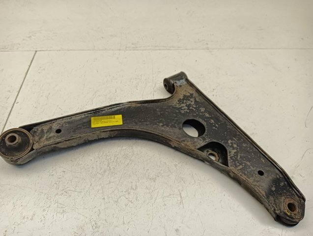 Wahacz zawieszenia przedniego dolny lewy YC153A053AL FORD