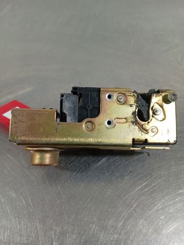Zamek drzwi przednich prawych YC1AV21812AN FORD