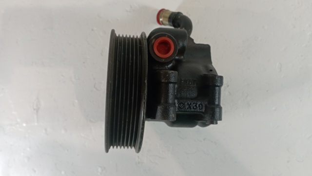 YC1E3A733AB Ford