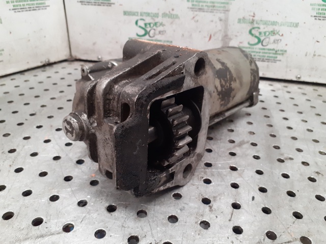 YC1U11000AE Ford