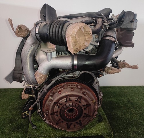Silnik w komplecie YD22 NISSAN