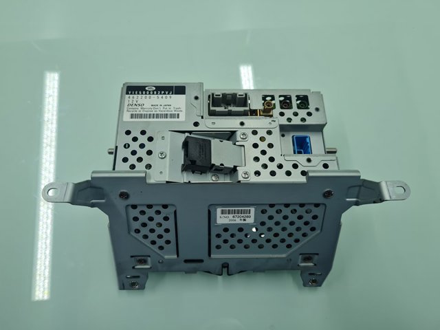 Wyświetlacz wielofunkcyjny YIE500082PVJ LAND ROVER
