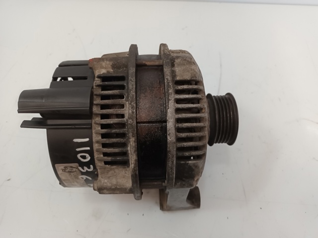 YLE000070 Land Rover