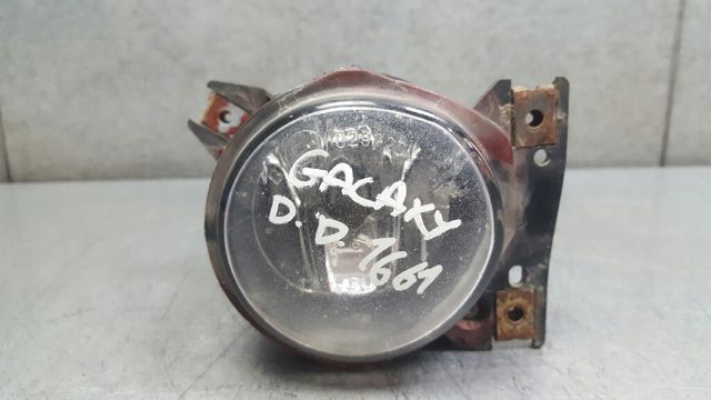 Lampa przeciwmgielna prawa YM2115201BC FORD