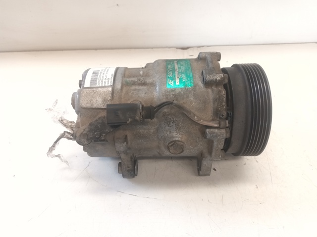 Sprężarka klimatyzacji YM2H19D629BA FORD