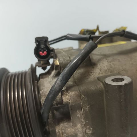 Sprężarka klimatyzacji YS4H19D629AB FORD