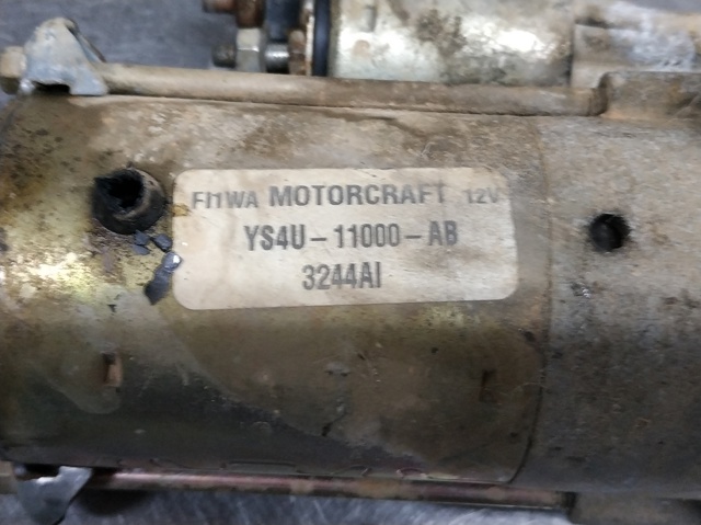 YS4U11000AB Ford