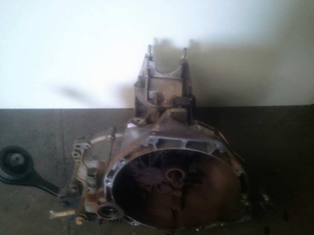 Mechaniczna skrzynia biegów w komplecie YS6R7002AC FORD