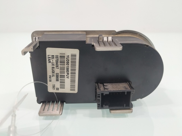 YUD501380PUY Land Rover