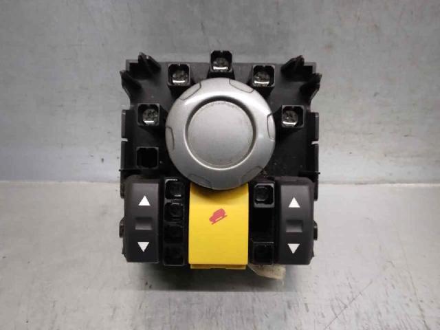 Wielofunkcyjny pilot sterowania YUD501410WVH LAND ROVER
