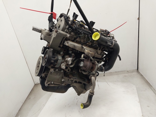 Silnik w komplecie Z13DTJ OPEL