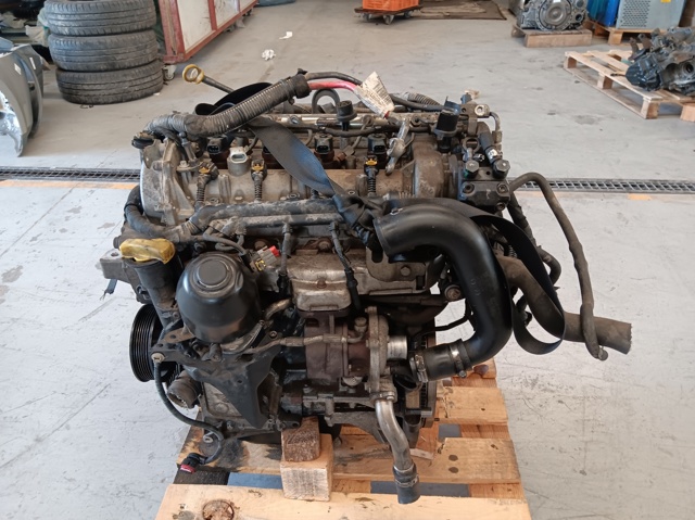 Silnik w komplecie Z13DTJ OPEL