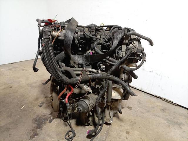 Silnik w komplecie Z19DT OPEL