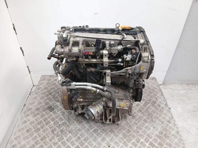 Silnik w komplecie Z19DT OPEL