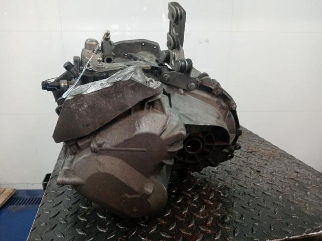 Silnik w komplecie Z19DTH GM