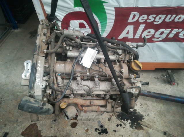 Silnik w komplecie Z19DTH OPEL
