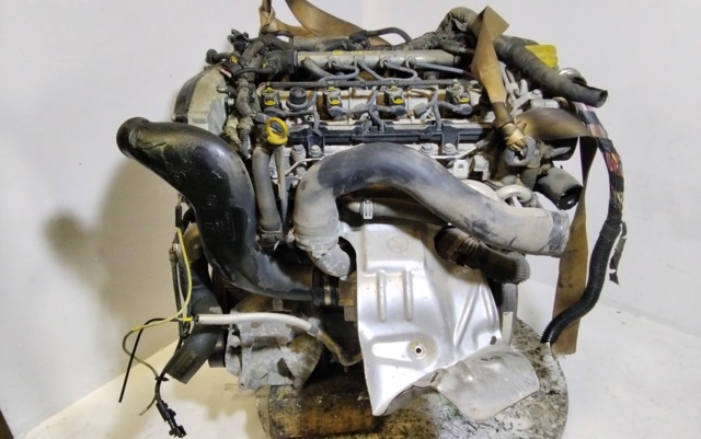 Silnik w komplecie Z19DTH OPEL