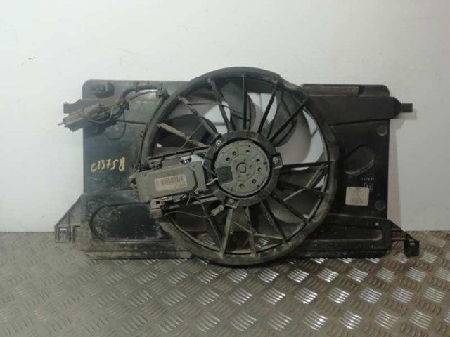 Dyfuzor chłodnicy, w komplecie z silnikiem i wirnikiem Z60115025B MAZDA