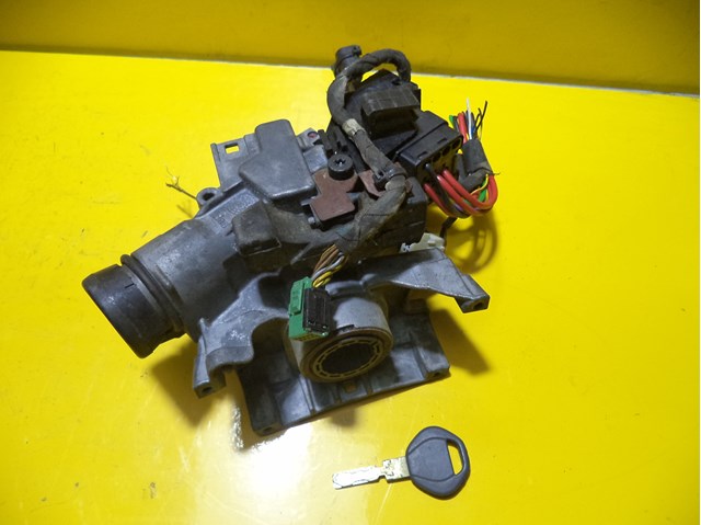 1095824 BMW Stacyjka zapłonowa