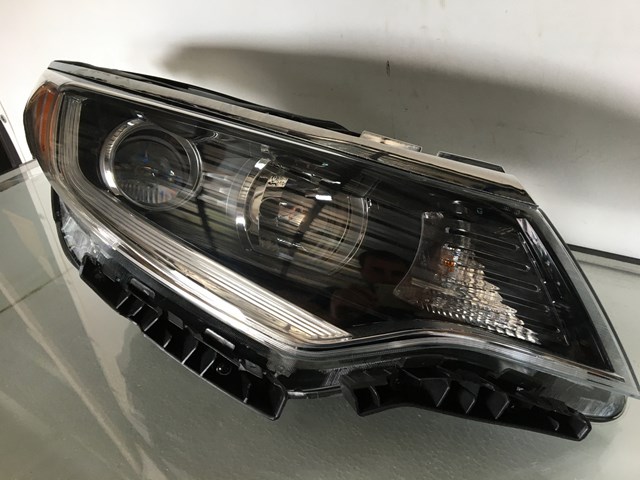 Reflektor prawy KIA Optima IV sedana (JF) (2015 - 2019) cena, od 151,14 USD