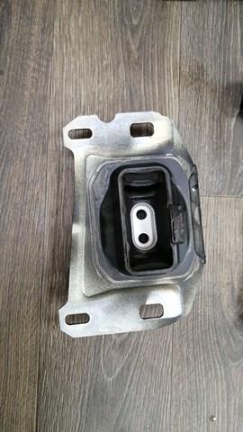 9813699680 Peugeot/Citroen Poduszka (podpora) silnika lewa górna