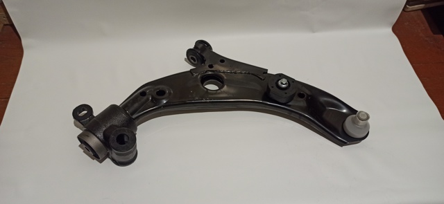 Wahacz zawieszenia przedniego dolny prawy do Mazda CX-9  TC