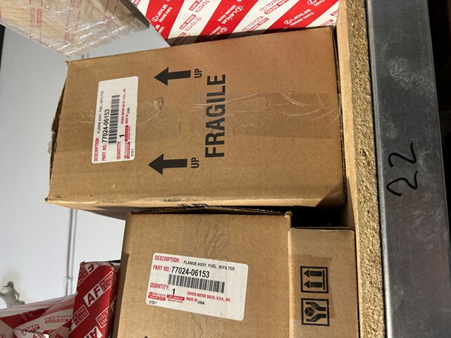Filtr paliwa 7702406153 Toyota