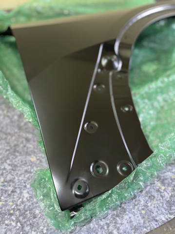 Do koszyka 41007933472 BMW Błotnik przedni prawy