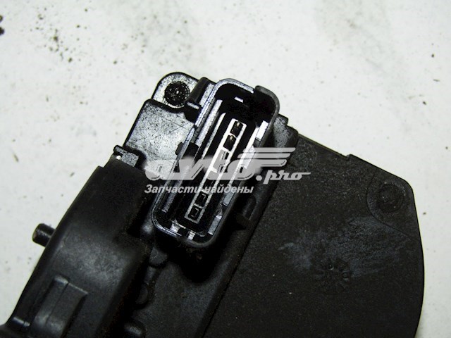 Zamek drzwi tylnych prawych Nissan Note minivan (E11) (2006 - 2012) cena, od 83,57 USD