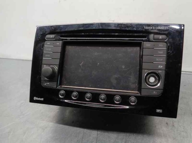 Radioodtwarzacz (radio AM/FM) do Opel Corsa D S07