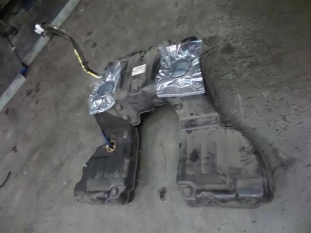 Zbiornik paliwa Volkswagen Phaeton I sedana (3D1, 3D2, 3D3, 3D4, 3D6, 3D7, 3D8, 3D9) (2002 - 2016) cena, od 872,46 USD