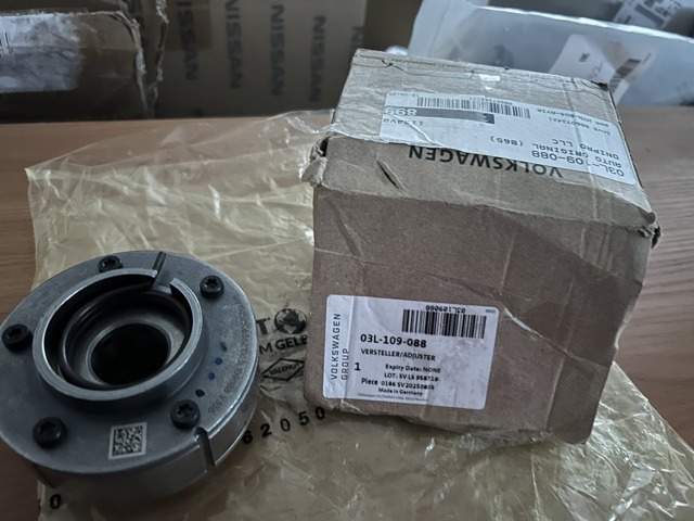 Koło zębatewalcowe wałka rozrządu silnika VAG 03L109088 cena, od 1370,37 USD