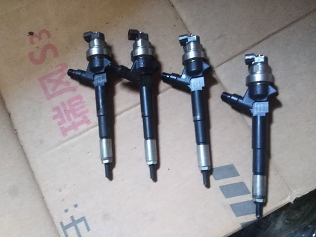 Do koszyka 55567729 Opel Wtryskiwacz paliwa