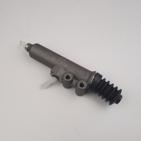 Cylinder sprzęgła główny RD8415129 Rider