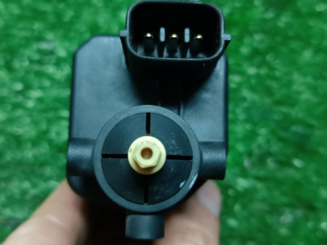 Korektor swiatel Mitsubishi 00787845