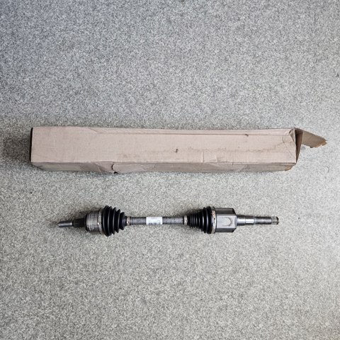 Półoś napędowa przednia lewa LX6Z3B437B Ford