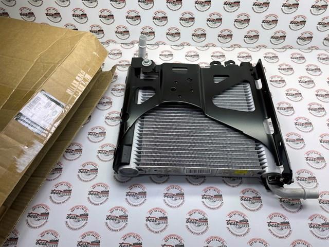 LR181758 Land Rover 