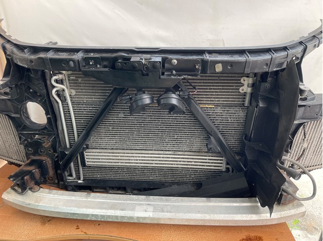 Wzmocnienie zderzaka przedniego VAG 4L0807113